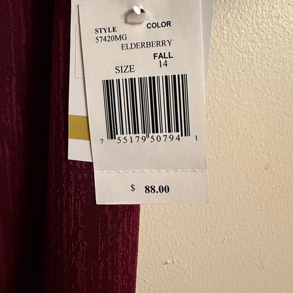 NWT Gabby Skye Red Ruffled Bell Sleeve Sheath Dress - Picture 6 of 6